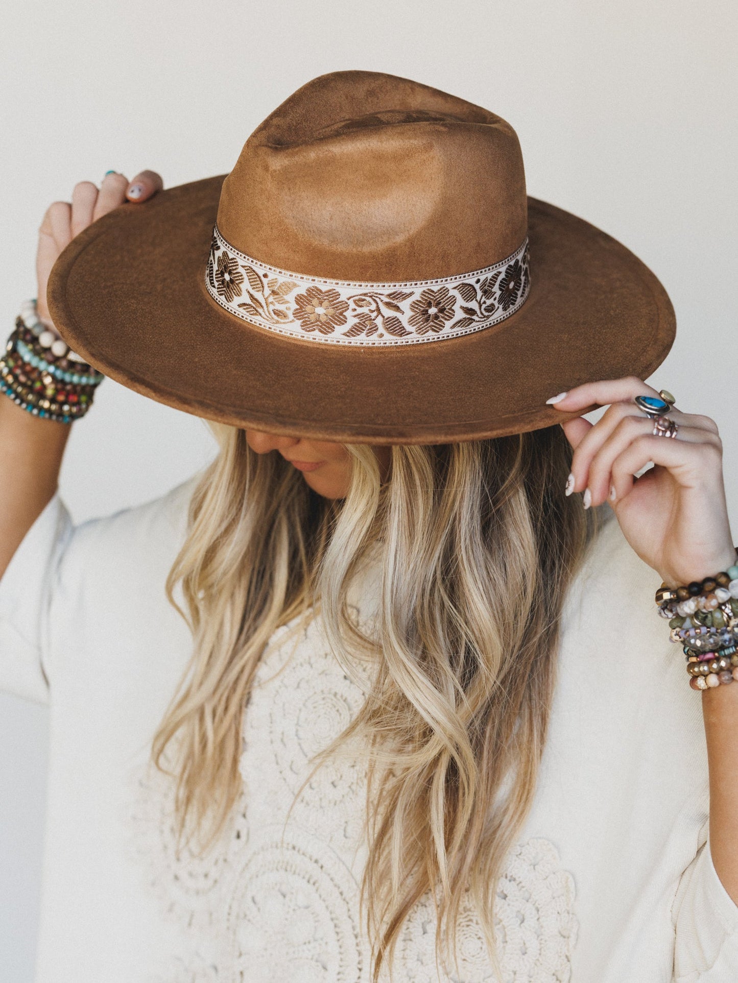 Era Moment Hat - Brown