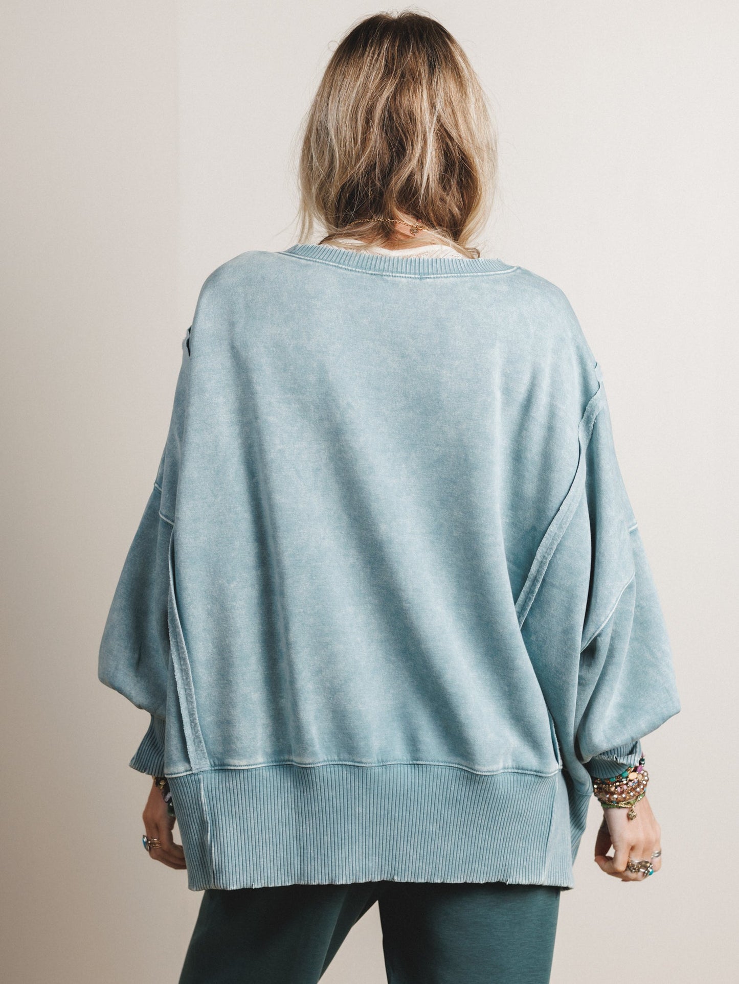 Honey Cloud Sweatshirt - Ash Blue