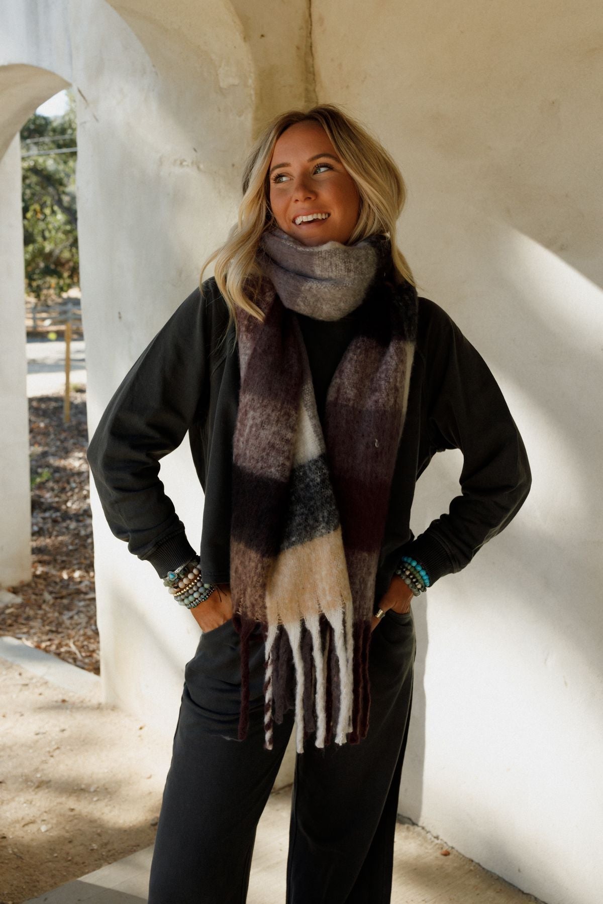 Everest Cozy Plaid Scarf - Black