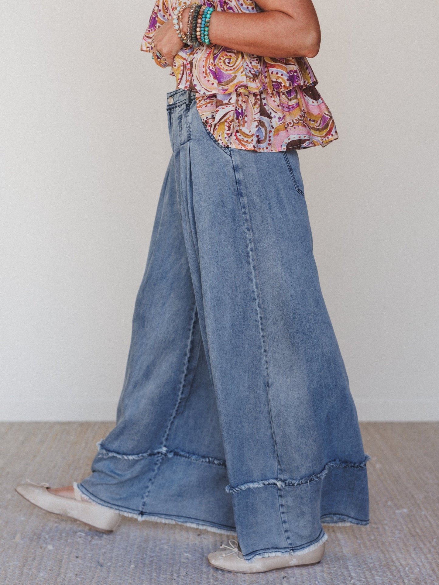 Far Out Wide Leg Jeans - Washed Denim