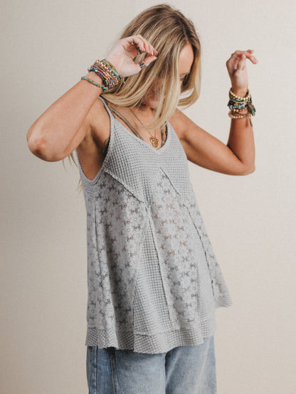 Daisy Lace Tank - Gray