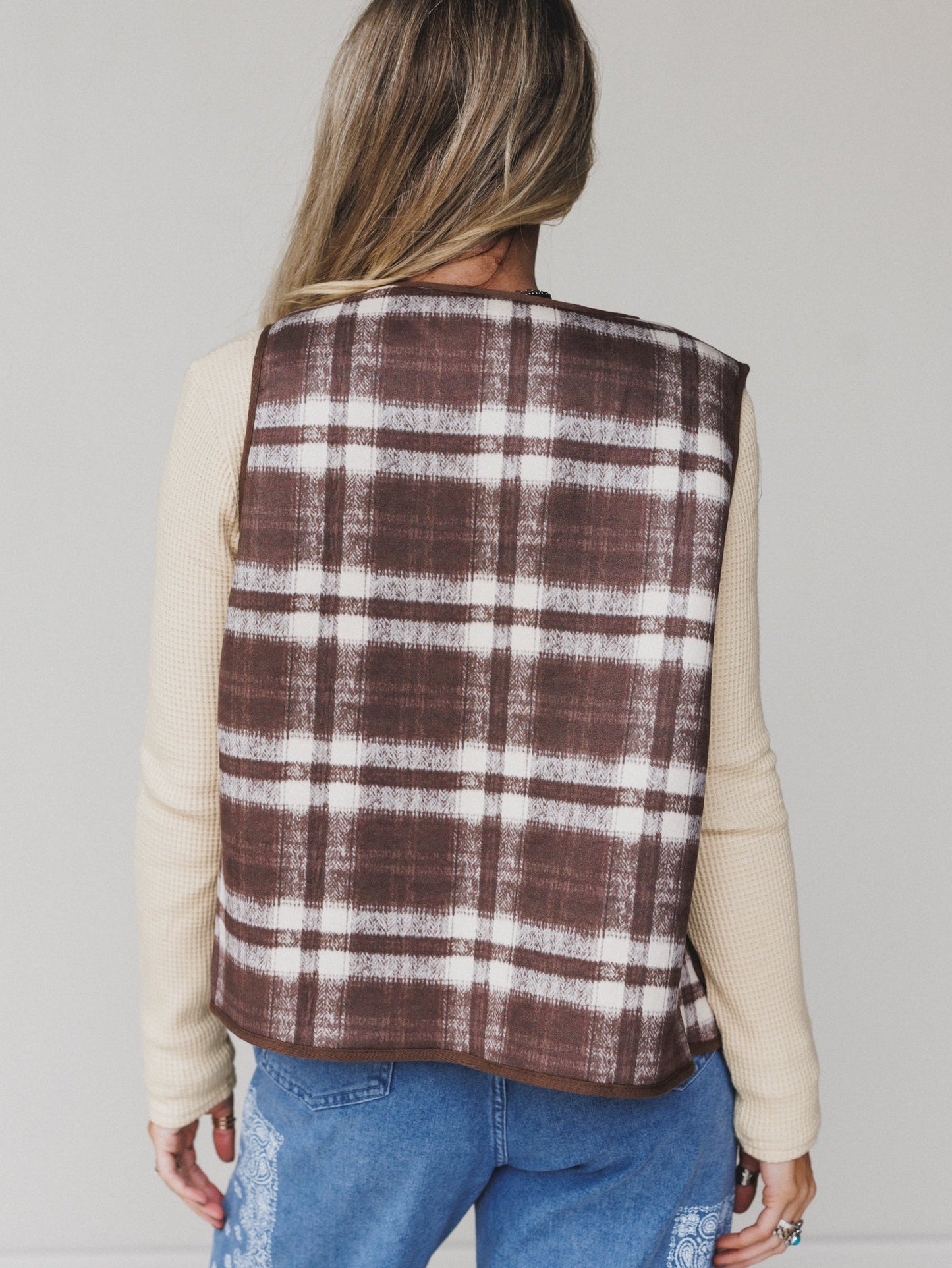 Driftwood Plaid Reversible Vest - Mocha