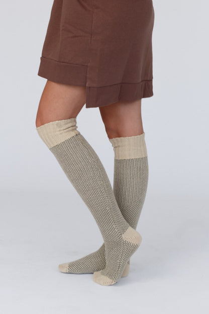 Cozy Cabin Lounge Socks - Oatmeal