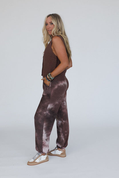 Aire Sweater Vest - Brown - Pre Order