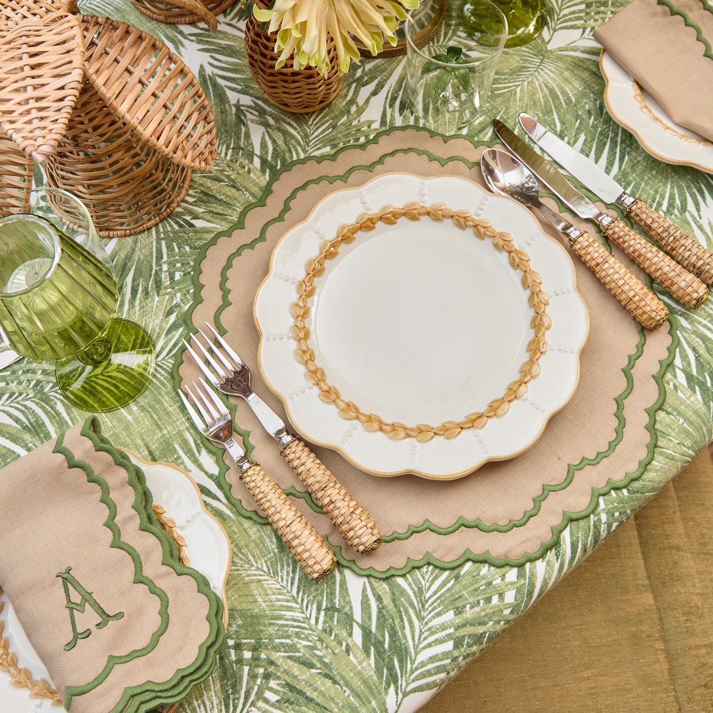 Putty Laurel Dinner Plate